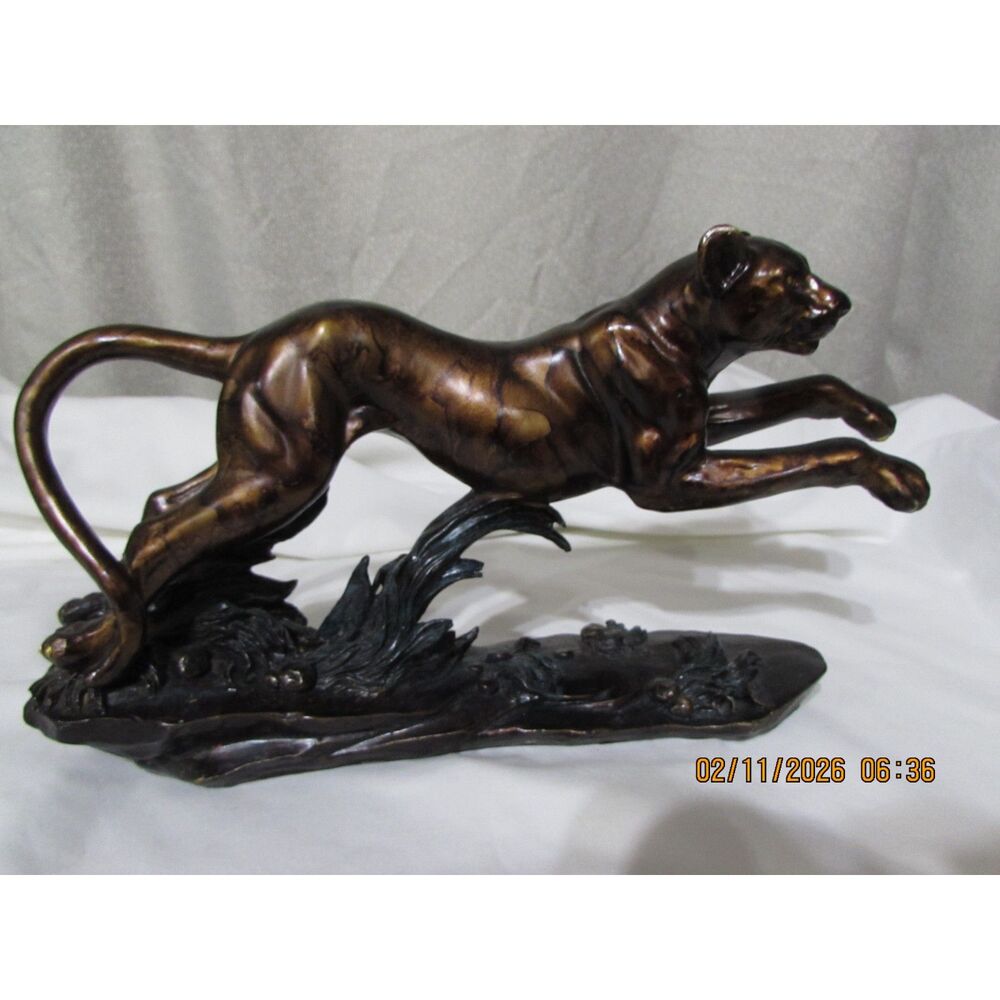 Bronze look tiger jumping panther figurine statue home / office decor book shelf